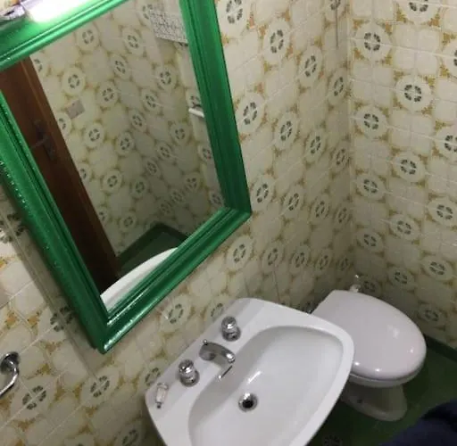 Casa Del Borgo * Шакка